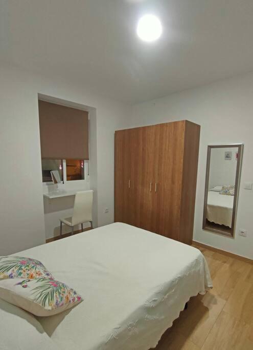 Apartamento Acerota, Con Parking Gratuito Cordova Esterno foto