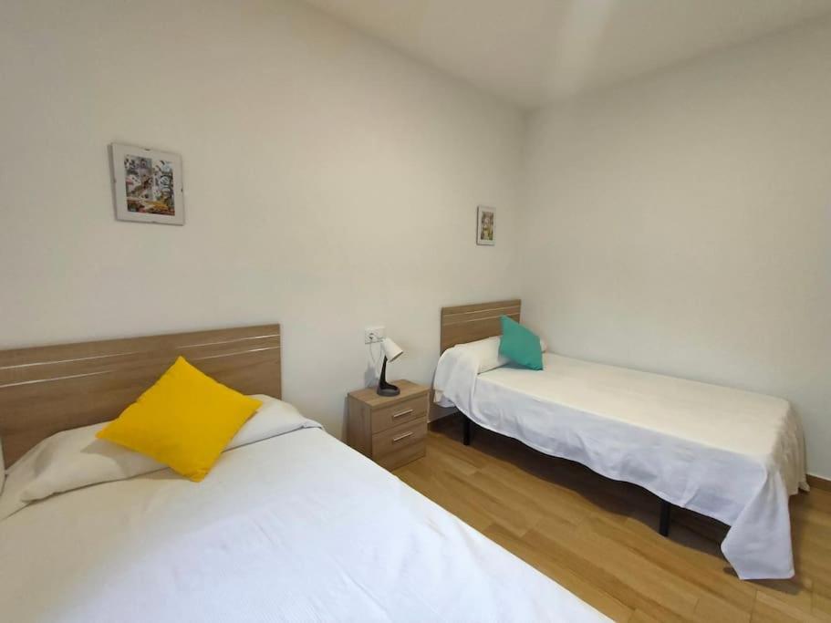 Apartamento Acerota, Con Parking Gratuito Cordova Esterno foto